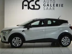 Weiss Gebraucht 2023 Renault Captur Evolution SUV | 22.999 € (Fairer Preis)
