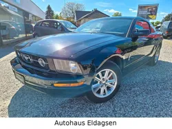 Schwarz Gebraucht 2006 Ford Mustang Coupé | 11.990 € (Guter Preis)