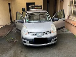 Grau Gebraucht 2006 Nissan Note Van / Kleinbus | 2.150 €