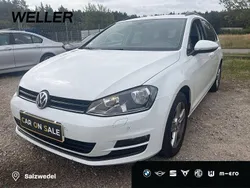 Weiß Gebraucht 2017 VW Golf VII Kombi | 8.950 € (Guter Preis)