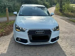 Weiß Gebraucht 2011 Audi A1 Kleinwagen | 5.900 € (Fairer Preis)