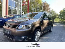 Braun Gebraucht 2015 VW Touran Cup Van / Kleinbus | 10.799 € (Guter Preis)