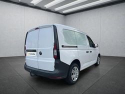 Weiß Gebraucht 2021 VW Caddy Van / Kleinbus | 21.399 € (Guter Preis)