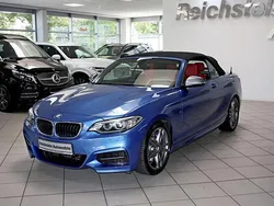 Estorilblau (metallic) Gebraucht 2015 BMW M235 Basis Cabrio | 24.980 € (Fairer Preis)