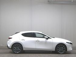 Arctic white Gebraucht 2022 Mazda 3 Selection Limousine | 16.480 € (Guter Preis)
