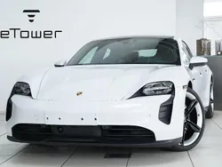 Weiß Gebraucht 2021 Porsche Taycan 4S Chrono Limousine | 64.990 € (Fairer Preis)