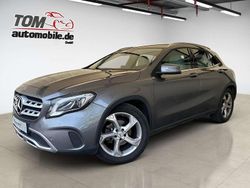 Grau Gebraucht 2017 Mercedes GLA180 Urban SUV | 18.450 € (Guter Preis)