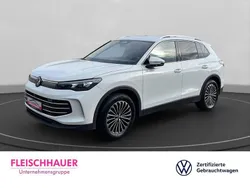 Weiss Gebraucht 2024 VW Tiguan Elegance SUV | 36.890 € (Fairer Preis)
