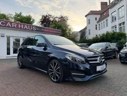 Blau Gebraucht 2018 Mercedes B180 Urban Van / Kleinbus | 14.450 € (Guter Preis)