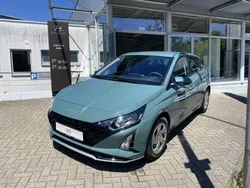 Mangrove green Neu 2025 Hyundai i20 Select Limousine | 21.250 € (Fairer Preis)