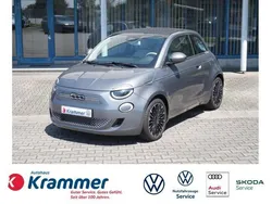 Grau Gebraucht 2021 Fiat 500e La Prima Cabrio | 19.370 € (Guter Preis)