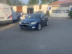 Blau Gebraucht 2010 Skoda Octavia Kombi | 4.899 € (Teuer)