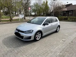 Silber Gebraucht 2016 VW Golf VII GTD Limousine | 17.499 € (Fairer Preis)
