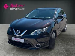 Schwarz Gebraucht 2016 Nissan Qashqai Acenta SUV | 12.890 € (Etwas zu teuer)