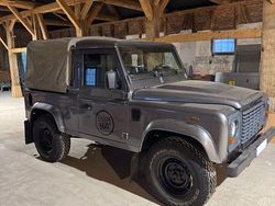 Grau Gebraucht 2007 Land Rover Defender Kombi | 34.500 € (Guter Preis)