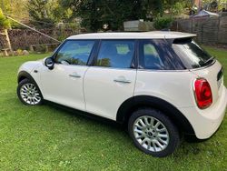Beige Gebraucht 2015 Mini Cooper Pepper Kleinwagen | 15.950 € (Fairer Preis)