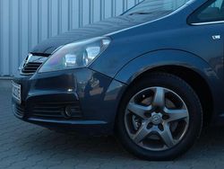 Blau Gebraucht 2006 Opel Zafira Edition Van / Kleinbus | 1.189 € (Superpreis)