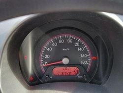 Silber Gebraucht 2009 Suzuki Alto Basic Kleinwagen | 1.890 € (Fairer Preis)