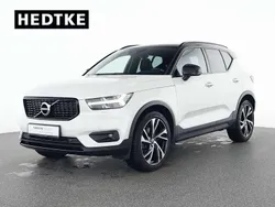 Weiß Gebraucht 2020 Volvo XC40 R-Design SUV | 29.990 € (Etwas zu teuer)