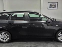 Schwarz Gebraucht 2019 Kia Ceed Sportswagon Vision Kombi | 11.900 € (Guter Preis)