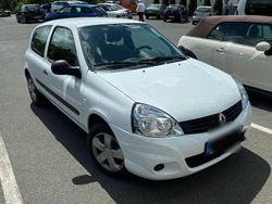 Weiß Gebraucht 2009 Renault Clio II Campus Kleinwagen | 1.749 € (Guter Preis)