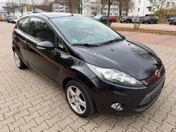 Schwarz Gebraucht 2012 Ford Fiesta Kleinwagen | 2.499 € (Fairer Preis)