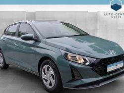 Grün Neu 2025 Hyundai i20 Select Limousine | 18.689 € (Guter Preis)