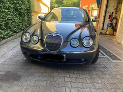 Grau Gebraucht 2006 Jaguar S-Type S Limousine | 4.700 € (Etwas zu teuer)