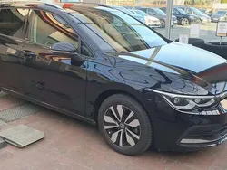 Schwarz Gebraucht 2023 VW Golf VIII Life Limousine | 29.000 € (Teuer)