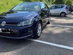 Blau Gebraucht 2013 VW Golf VII Highline Limousine | 9.900 € (Etwas zu teuer)