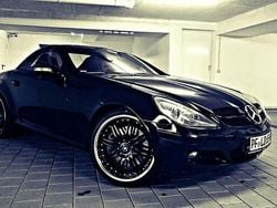 Schwarz Gebraucht 2008 Mercedes SLK350 Cabrio | 15.555 € (Teuer)