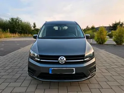 Grau Gebraucht 2016 VW Caddy Maxi Van / Kleinbus | 17.450 € (Etwas zu teuer)