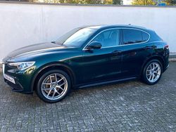 Grün Gebraucht 2020 Alfa Romeo Stelvio Lusso SUV | 27.799 € (Guter Preis)