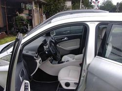 Silber Gebraucht 2014 Mercedes B180 Van / Kleinbus | 7.900 € (Fairer Preis)