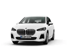 Weiß Gebraucht 2024 BMW 218 Active Tourer Luxury Line Van / Kleinbus | 32.907 € (Fairer Preis)