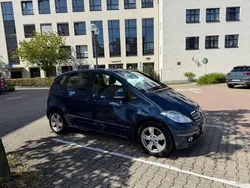Blau Gebraucht 2012 Mercedes A160 Avantgarde Van / Kleinbus | 7.400 € (Guter Preis)