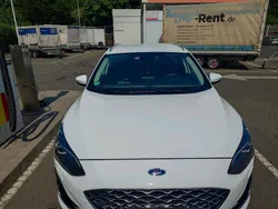 Weiß Gebraucht 2019 Ford Focus Vignale Kombi | 18.000 € (Guter Preis)