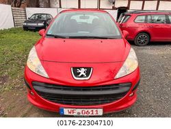Rot Gebraucht 2009 Peugeot 207 Tendance Limousine | 3.250 € (Fairer Preis)