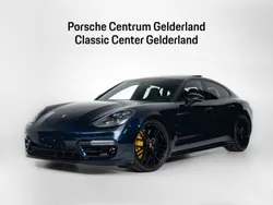 Blau Gebraucht 2024 Porsche Panamera Turbo S Limousine | 199.900 €