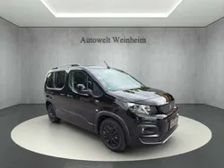 Schwarz Gebraucht 2019 Peugeot Rifter Allure GT-Line Van / Kleinbus | 18.999 € (Etwas zu teuer)
