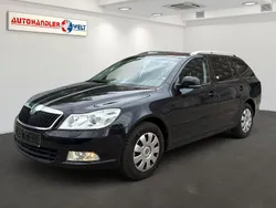 Schwarz Gebraucht 2012 Skoda Octavia Kombi | 4.199 € (Superpreis)