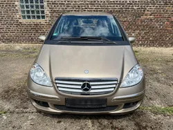 Beige Gebraucht 2006 Mercedes A170 Elegance Kleinwagen | 2.499 € (Superpreis)
