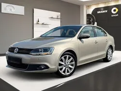 Beige Gebraucht 2012 VW Jetta Highline Limousine | 9.988 € (Teuer)