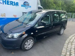 Schwarz Gebraucht 2012 VW Caddy Maxi Trendline Van / Kleinbus | 6.690 € (Fairer Preis)