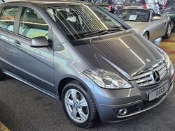 Grau Gebraucht 2012 Mercedes A180 Avantgarde Limousine | 13.000 € (Etwas zu teuer)
