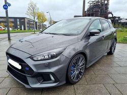 Magneticgrau (metallic) Gebraucht 2018 Ford Focus RS Limousine | 32.490 €