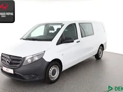 Weiß Gebraucht 2020 Mercedes Vito Van / Kleinbus | 25.880 € (Fairer Preis)