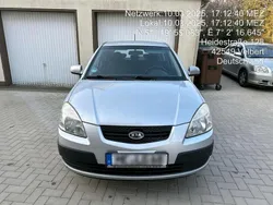 Silber Gebraucht 2007 Kia Rio 2 Kleinwagen | 2.500 €