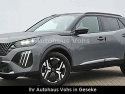 Grau Gebraucht 2025 Peugeot 2008 GT SUV | 28.970 € (Teuer)