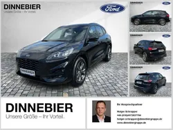 Schwarz (metallic) Gebraucht 2023 Ford Kuga ST-Line X SUV | 26.790 € (Fairer Preis)